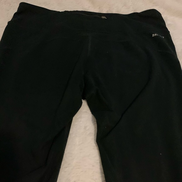 Women’s Nike Dri-Fit Black - Picture 6 of 11